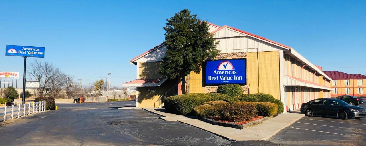 Americas Best Value Inn Tulsa I-44 Oakhurst Exterior foto